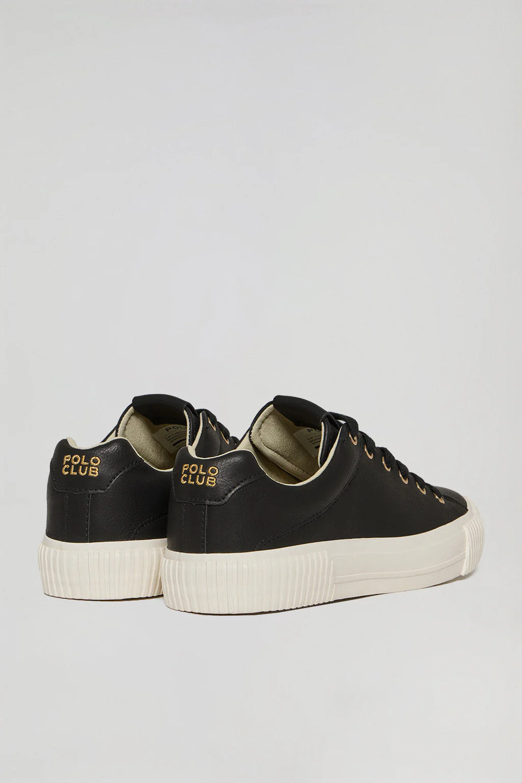 Zapatilla Habana de piel sintética color negra para mujer con detalles Polo Club - Image 4